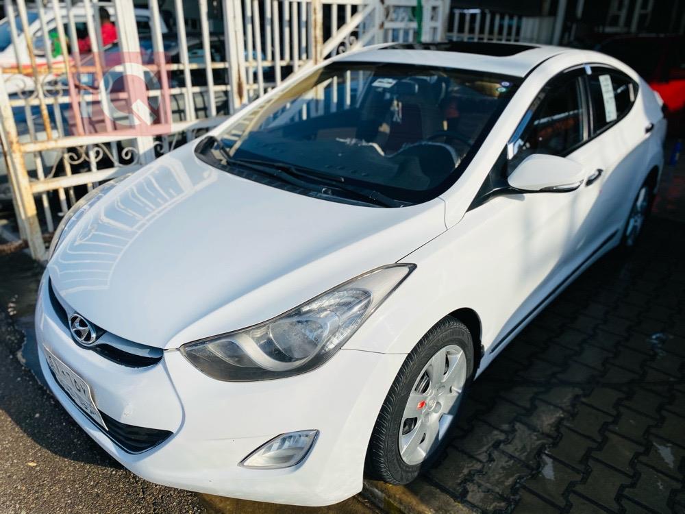 هیوندای ئەلەنترا